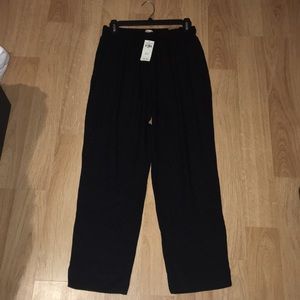 Light weight black loose fit pant